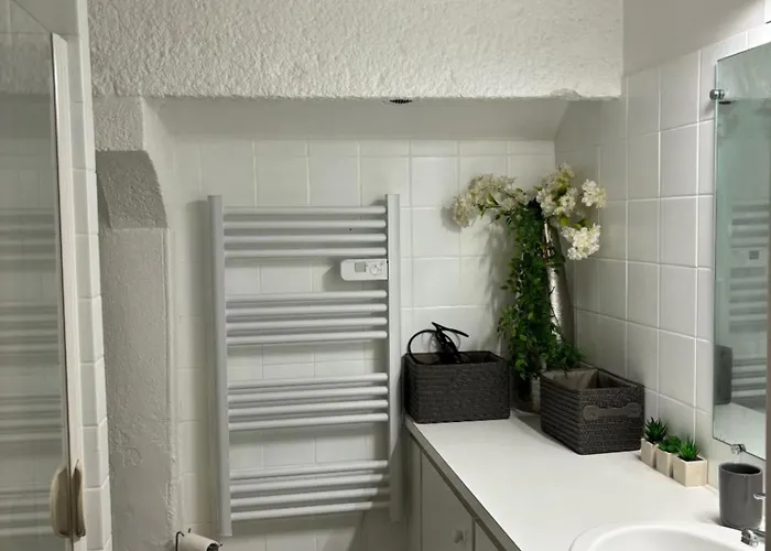 Le Patis Pre-en-Pail-Saint-Samson