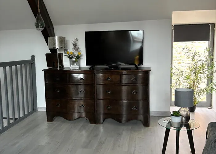 Le Patis * Pre-en-Pail-Saint-Samson