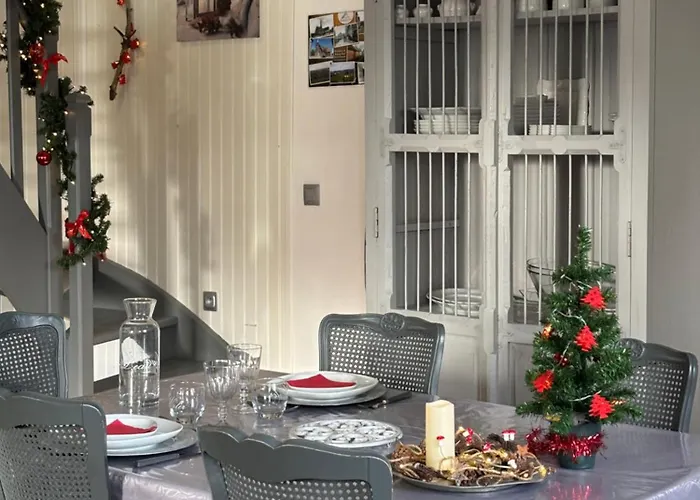 Le Patis * Pre-en-Pail-Saint-Samson